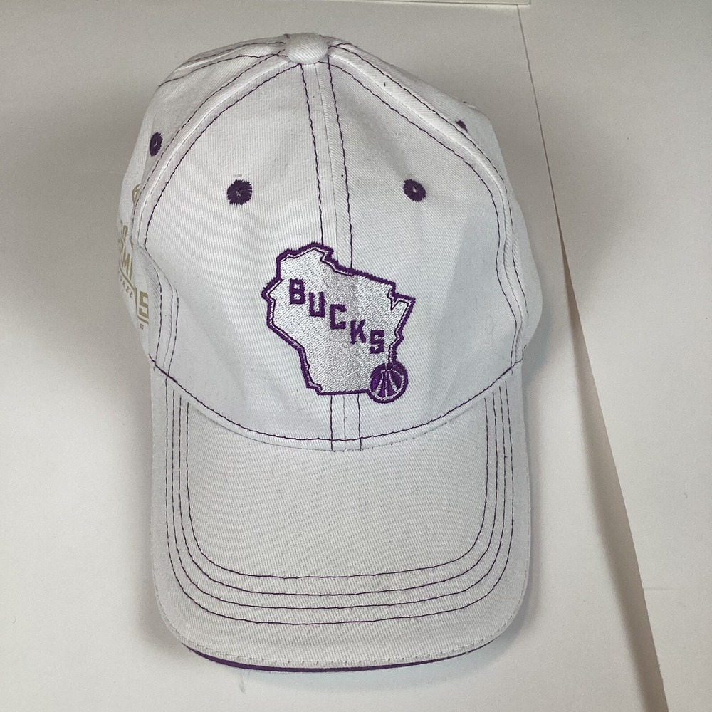 Milwaukee Bucks Mens Cap Hat Pat Connaughton 2021 NBA Champions Strapback